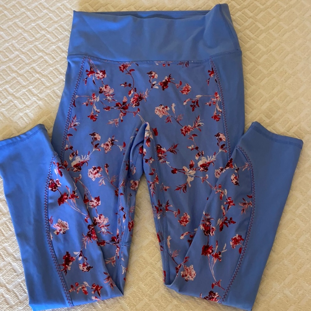 Motion 365 by Fabletics size M leggings